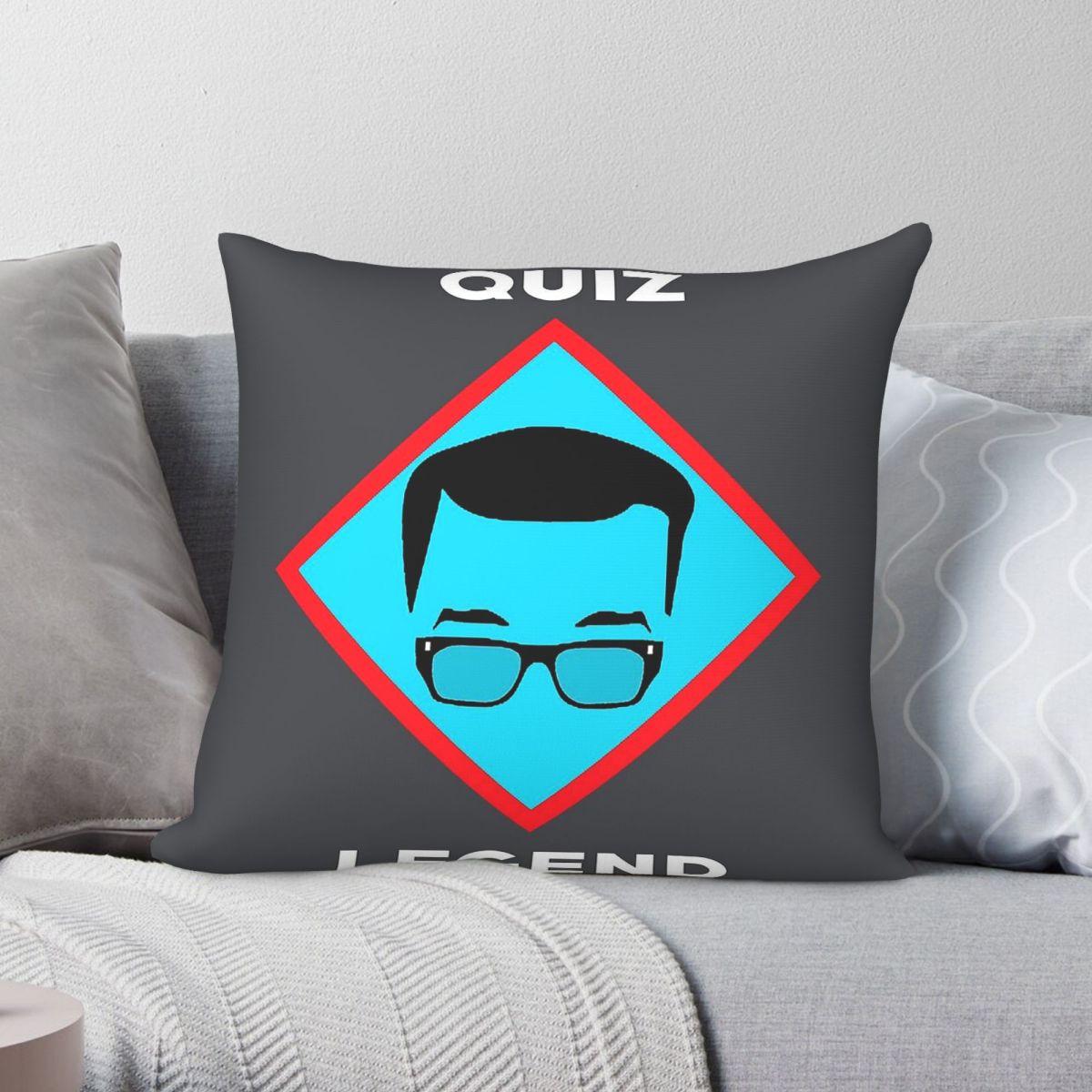 Home Decor Quiz - Richard Osman Quiz Legend Square Housse